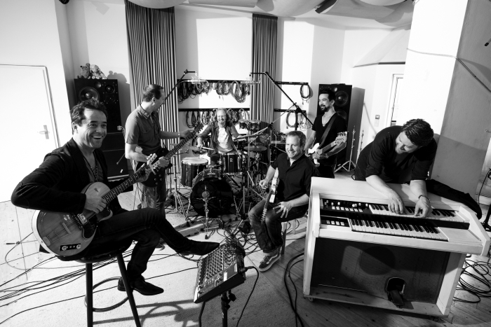 Jan Josef Lieders mit Band Radio Doria © Michael Zargarinejad / Universal Music